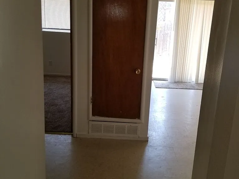 2035 N Burl Dr — Photo 9