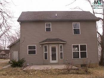 2nd image of 3212 Eastwood Dr