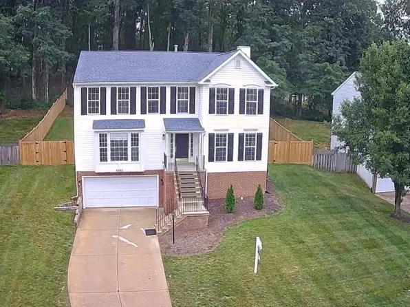4925 Frishman Ct, Woodbridge, VA 22193