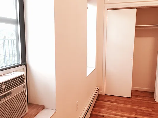 Rented by Sunrise Real Estate | media 29