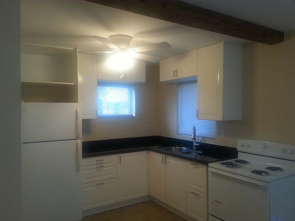 Fully Remodeled Kitchen