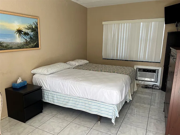 1315 N Ocean Dr #205 — Photo 9