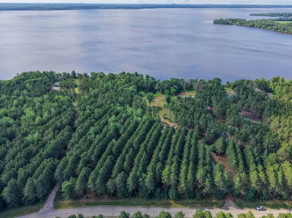 W3147 Yellow Banks Trl, Nekoosa, WI 54457