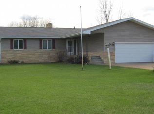 15653 Lakewood Dr, Hayward, WI 54843