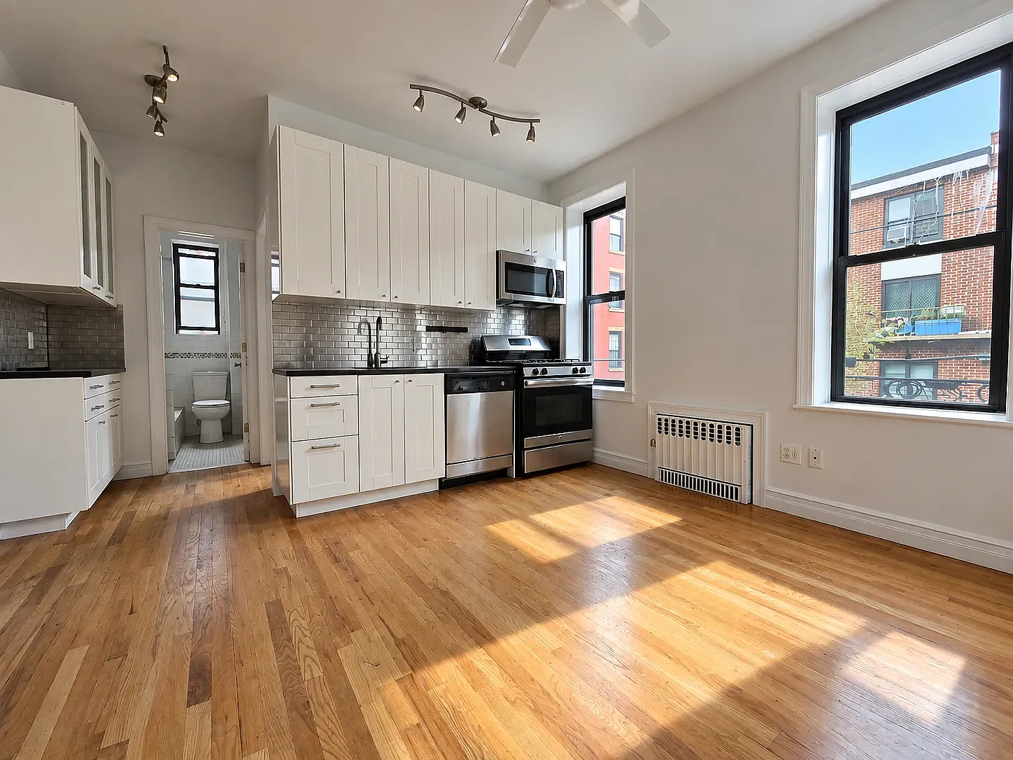 270 Quincy Street — Photo 2