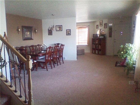2nd image of 271 W Kestrel Dr