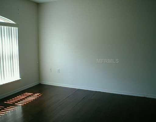 5th image of 564 Dove Ct