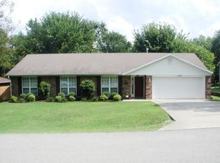 1772 N Pittman Dr, Fayetteville, AR 72703