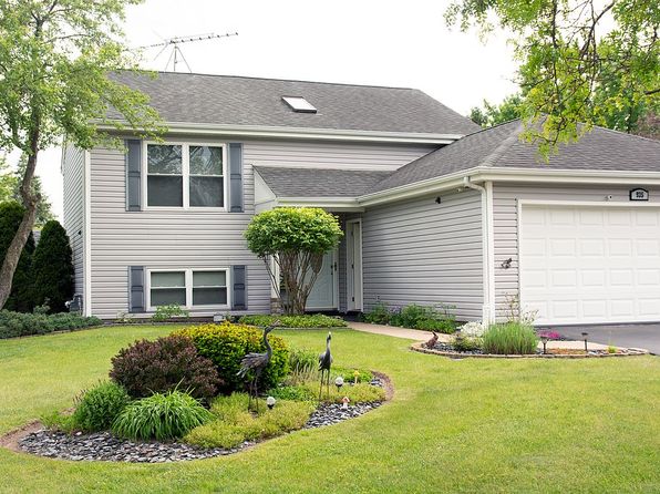 935 Revere Ln