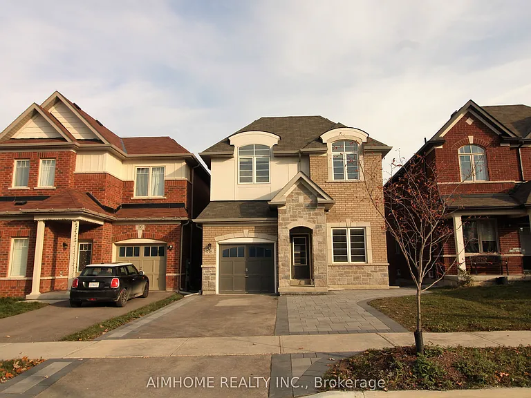 38 Foxberry Rd — Photo 2