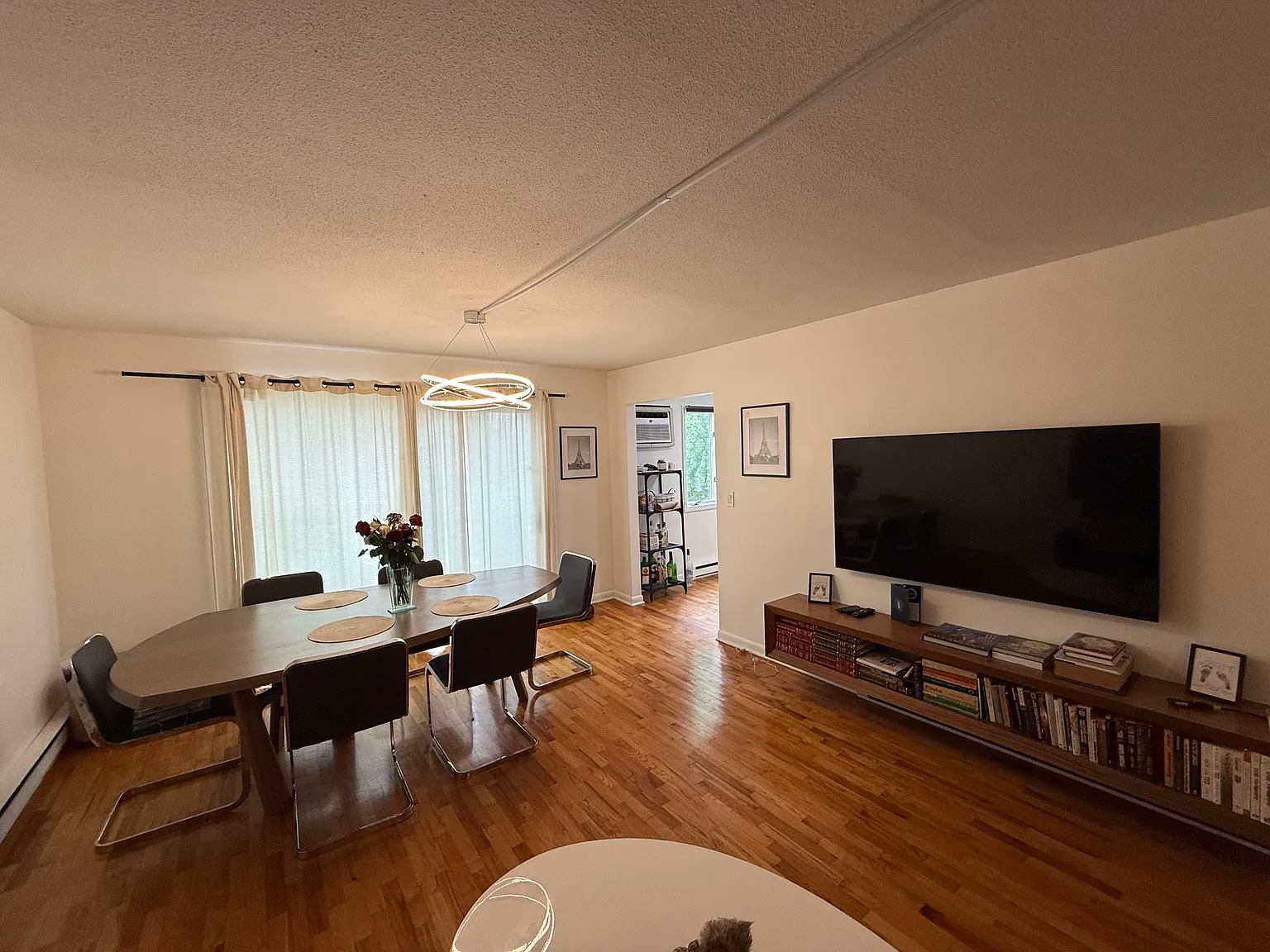 2 bed, 1304 sqft, $3,150 — Photo 4
