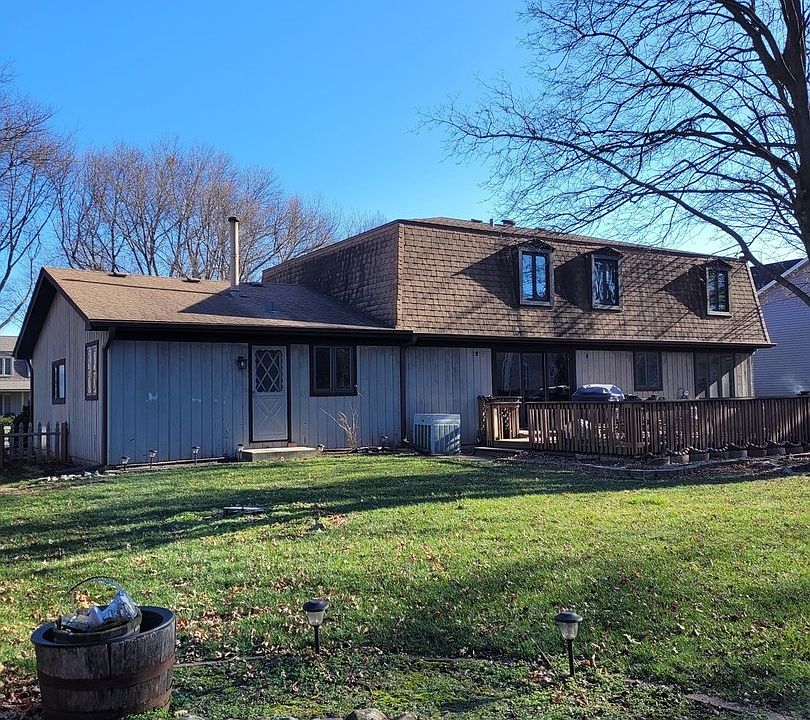 2nd image of 19 Pepperidge Rd
