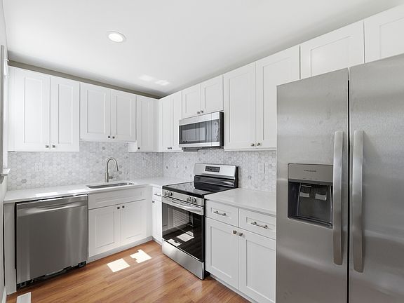 4th image of 611 Weymouth Rd