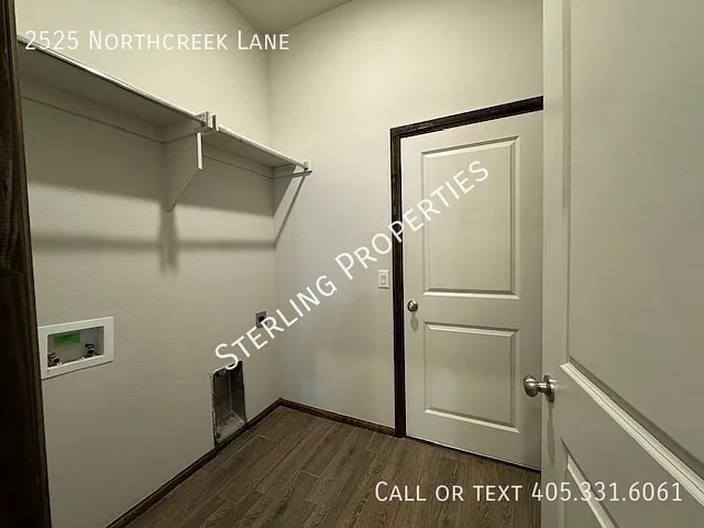2525 Northcreek Ln — Photo 17