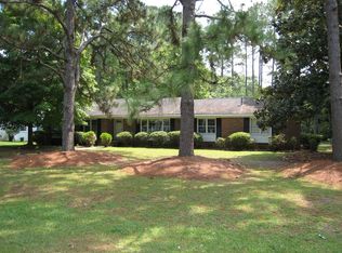 209 Fairlane Rd, Greenville, NC 27834
