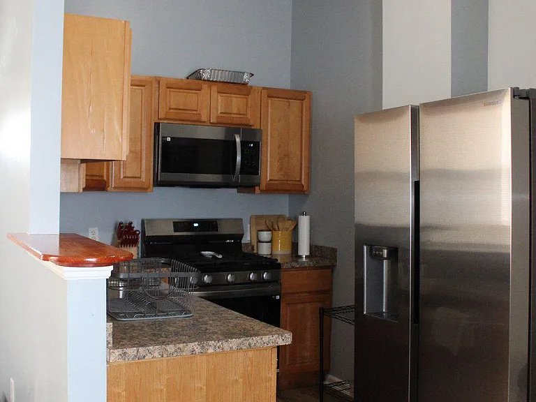 2400 Duncan St #1 — Photo 8