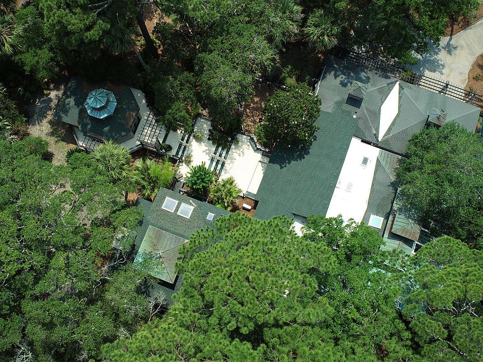 1st image of 401 Remora Drive