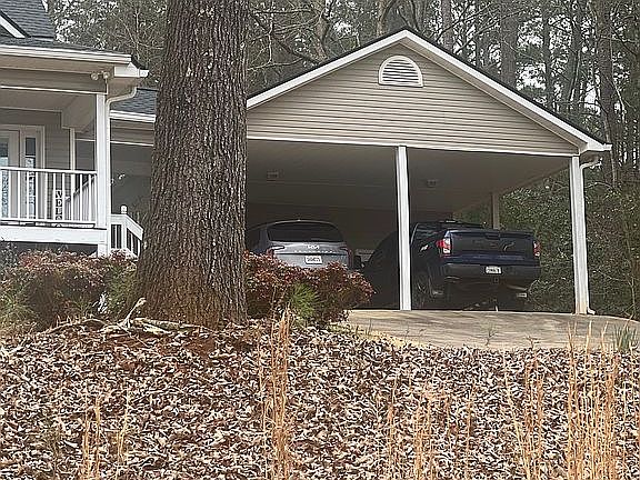 2nd image of 346 Raven Rd