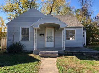 1017 S 25th St, Mount Vernon, IL 62864