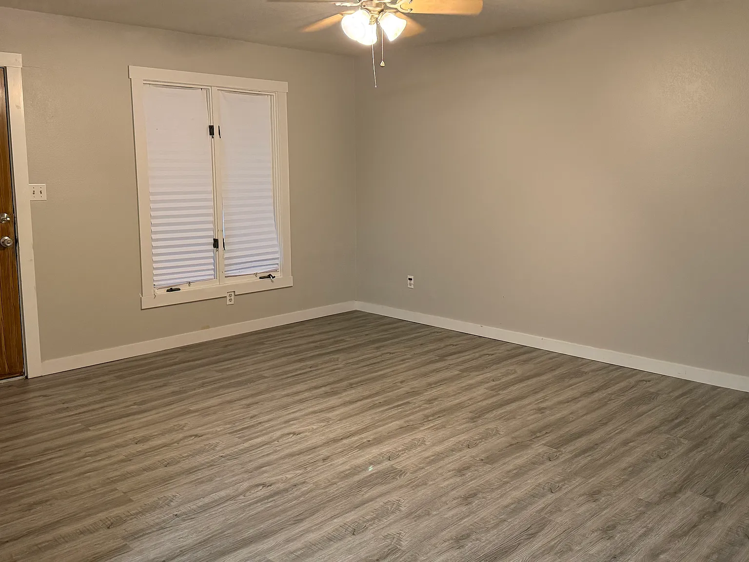 3042 W Greenwood St — Photo 3
