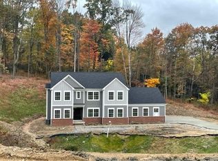 409 Oak Ridge Ct, Mars, PA 16046