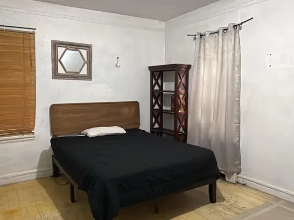 4690 Broadway, New York, NY 10040