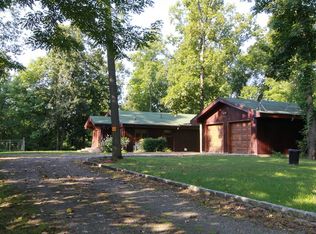 41 Cobb Rdg, Red Hook, NY 12571