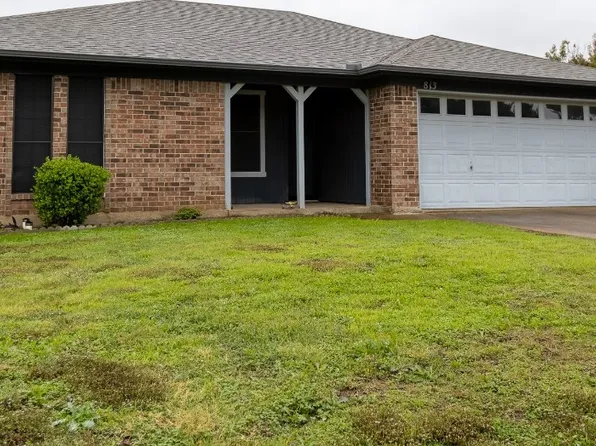 813 Crestview Dr, Burleson, TX 76028