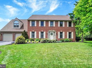 1885 Herman Dr, York, PA 17408