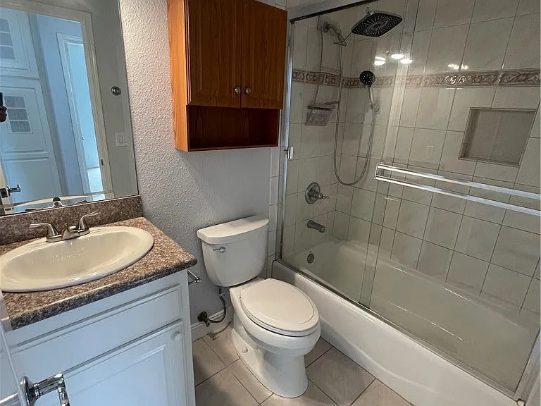 413 N Elena Ave #C — Photo 36
