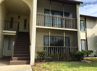 1882 Pine Ridge Way W #1-B, Palm Harbor, FL 34684