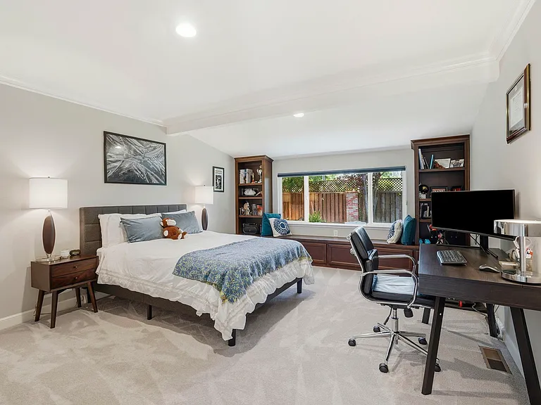 260 Chateau Dr — Photo 24