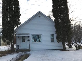 386 S Lake Ave, Phillips, WI 54555