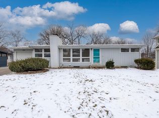 6105 Saint Johns Ave, Edina, MN 55424