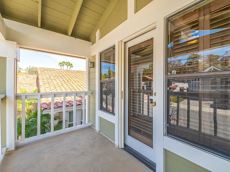 24692 Kings Rd — Photo 50