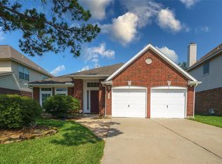 9927 Autumn Way Dr, Houston, TX 77064