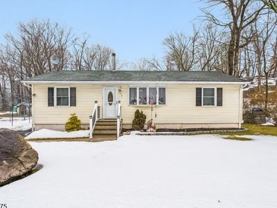 9 Temple Trl, Hopatcong, NJ, 07843