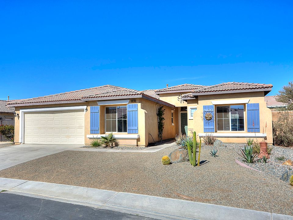 1st image of 83076 Singing Hills Dr
