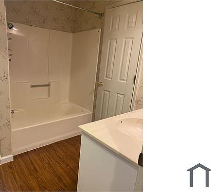 1st image of 4238 Wingrove Dr