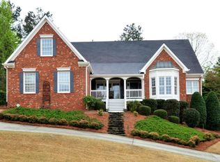250 Amberbrook Cir, Grayson, GA