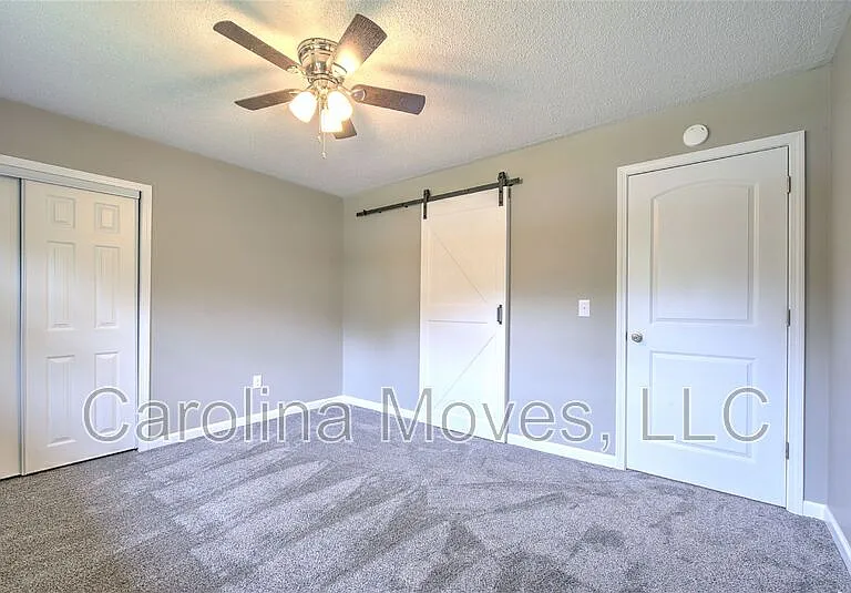 130 Pleasant Dr #A — Photo 12