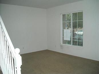 3rd image of 42643 Incantata Pl