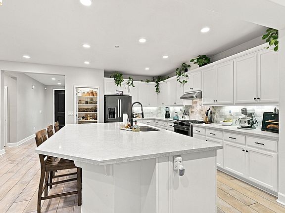 5th image of 5456 Mountain Ridge Way