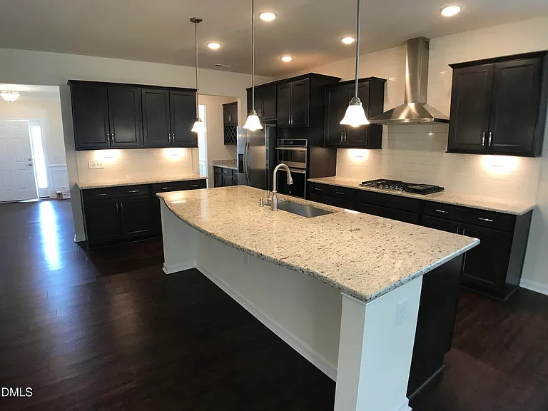 517 Hillman Bnd — Photo 6