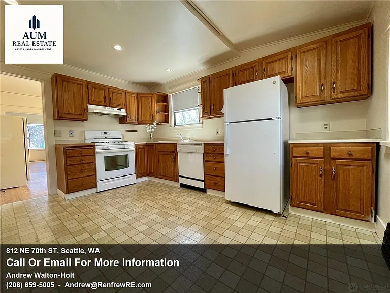 812 NE 70th St — Photo 16