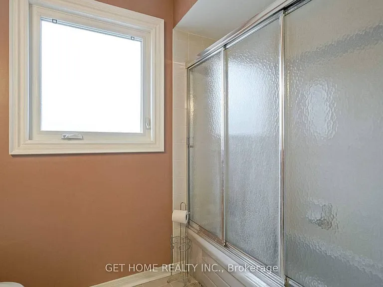 5668 Turney Dr #UPPER — Photo 5