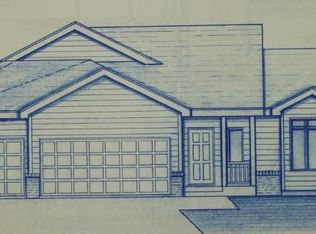 1757 Caspian Ln, Shakopee, MN 55379
