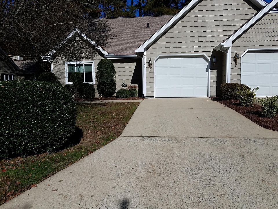1st image of 4125 Pin Oak Dr