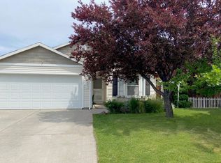 905 NW Spruce Tree Pl, Redmond, OR 97756