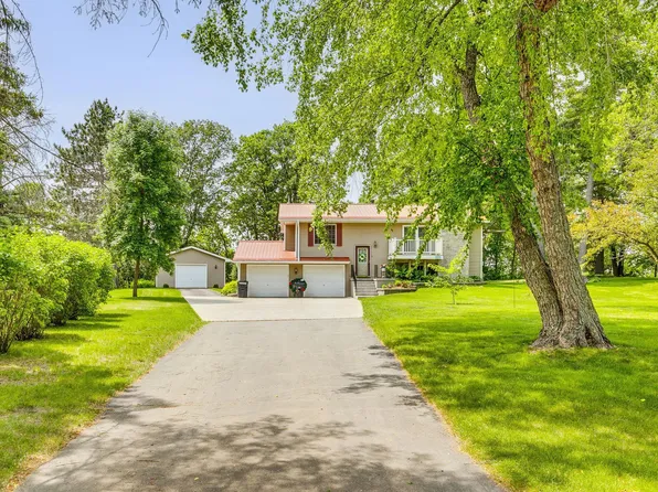 10275 Park Cir, Pine City, MN 55063